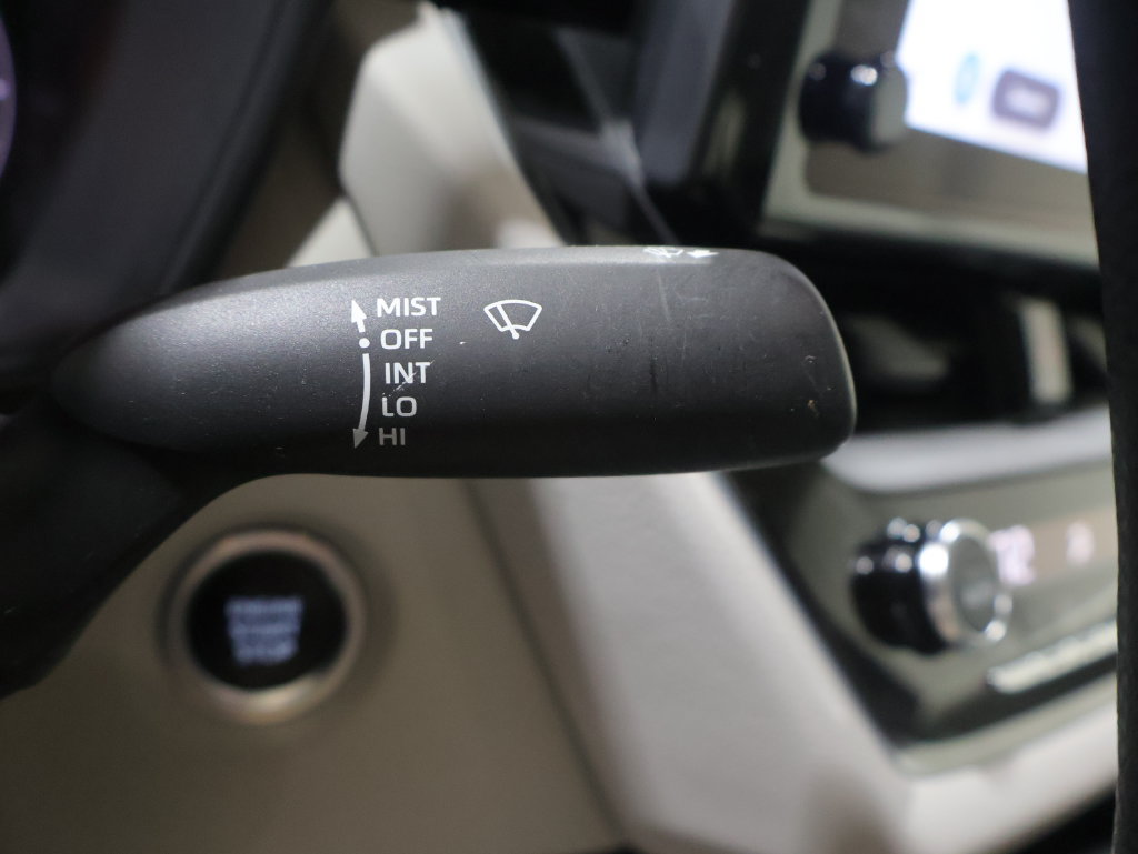 Used 2024 Toyota Corolla LE w/ LE Convenience Package FWD image 36