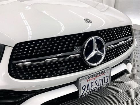 Used 2021 Mercedes-Benz GLC 300 image 31