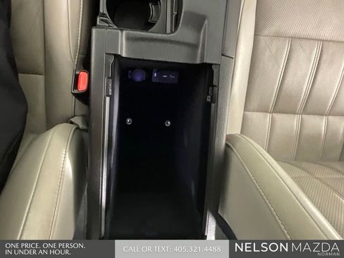 Used 2016 Lexus ES 350 w/ Luxury Package w/Wood Trim FWD image 37