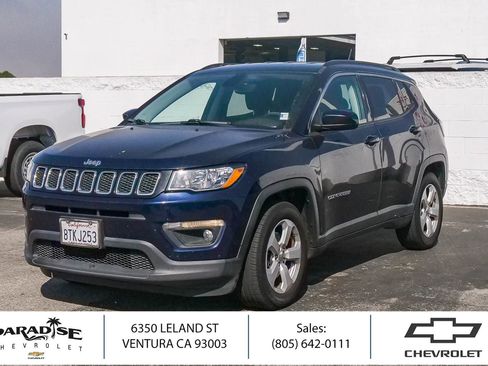 Used 2021 Jeep Compass Latitude FWD image 1