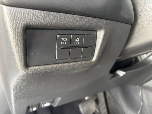 Used 2020 MAZDA CX-5 Touring FWD image 12