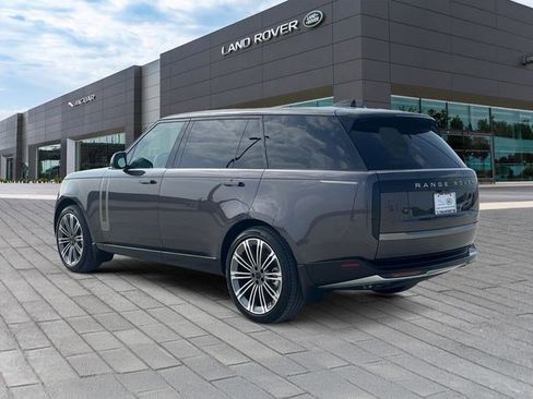 Used 2026 Land Rover Range Rover Long Wheelbase SE AWD/4WD image 3
