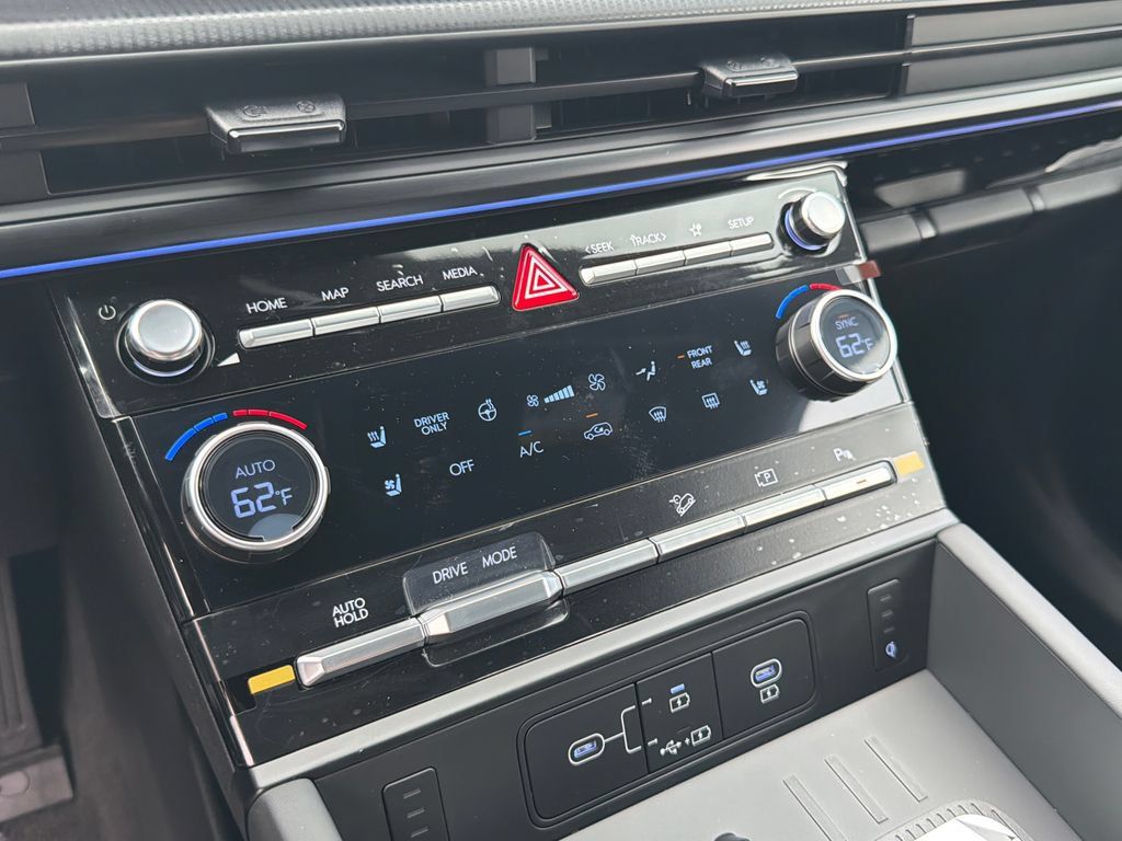 New 2026 Hyundai Santa Fe Calligraphy FWD image 26