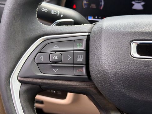 New 2026 Jeep Grand Cherokee Limited AWD/4WD image 18