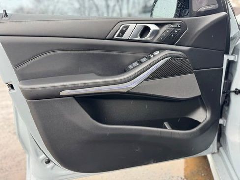 Used 2024 BMW X7 M60i w/ Executive Package image 9