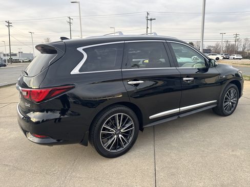 Certified 2019 INFINITI QX60 Luxe w/ Sensory Package image 5