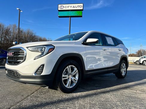 Used 2020 GMC Terrain SLE image 3