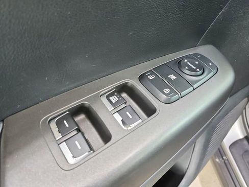 Used 2022 Kia Sportage LX AWD/4WD image 18