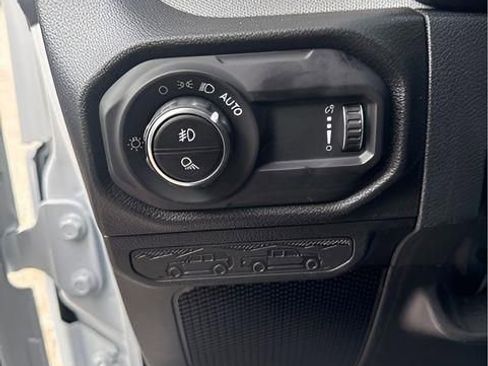 New 2026 Jeep Gladiator Sport AWD/4WD image 13