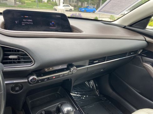 Used 2020 MAZDA CX-30 FWD w/ Premium Package image 13
