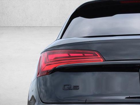 Used 2023 Audi Q5 2.0T Premium Plus AWD/4WD image 9