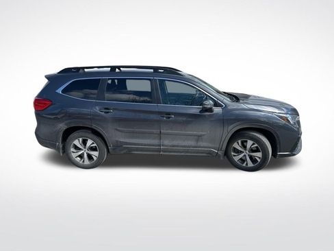 Used 2023 Subaru Ascent Premium w/ Convenience Package image 9