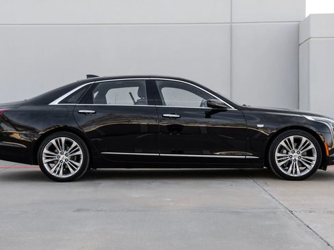 Used 2019 Cadillac CT6 Platinum image 6