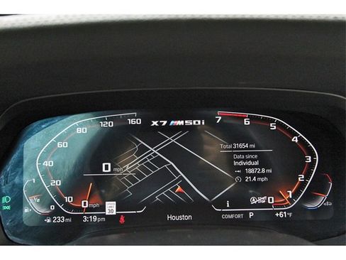 Used 2022 BMW X7 M50i w/ Luxury Seating Package image 16