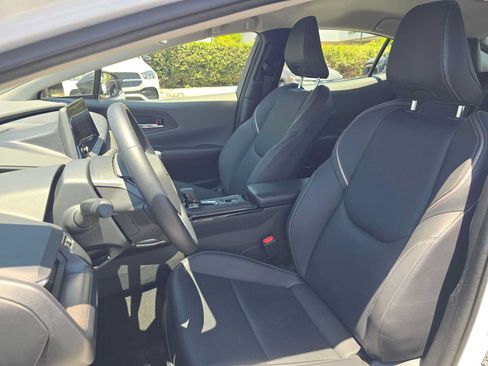 Certified 2026 Toyota Prius XLE FWD image 22