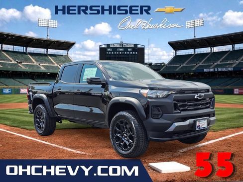 New 2026 Chevrolet Colorado Trail Boss AWD/4WD image 1