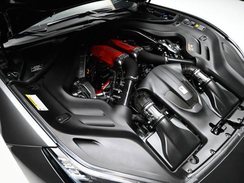 Used 2022 Ferrari Portofino M RWD image 54