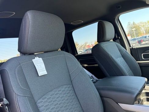 New 2026 RAM 2500 Big Horn AWD/4WD image 28