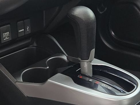 Used 2016 Honda Fit EX image 15