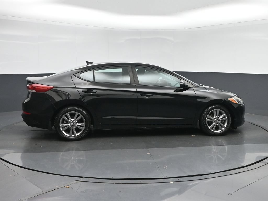 Used 2018 Hyundai Elantra Value Edition w/ Cargo Package FWD image 8