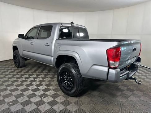 Used 2016 Toyota Tacoma SR5 image 5