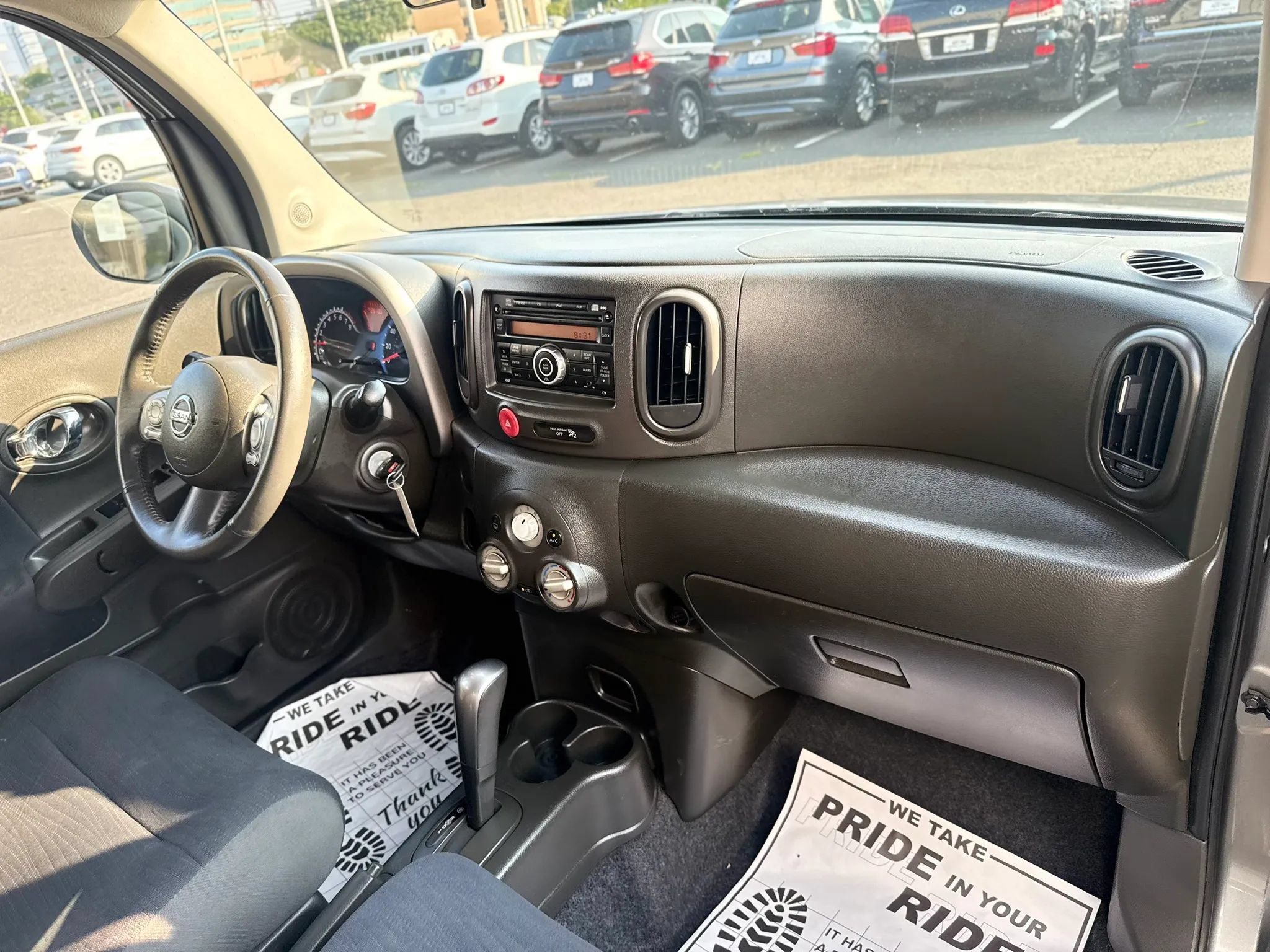 Used 2010 Nissan Cube 1.8 S w/ Interior Designer Pkg FWD image 32