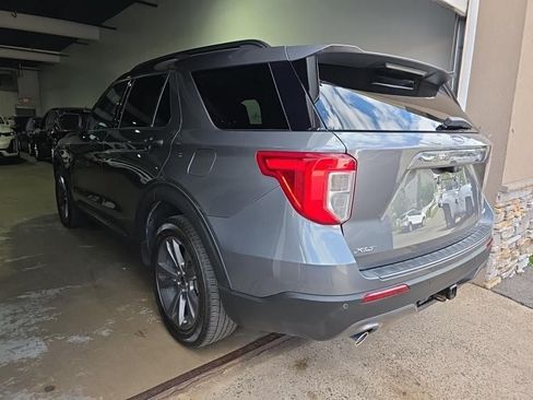 Used 2023 Ford Explorer XLT w/ Equipment Group 202A AWD/4WD image 7