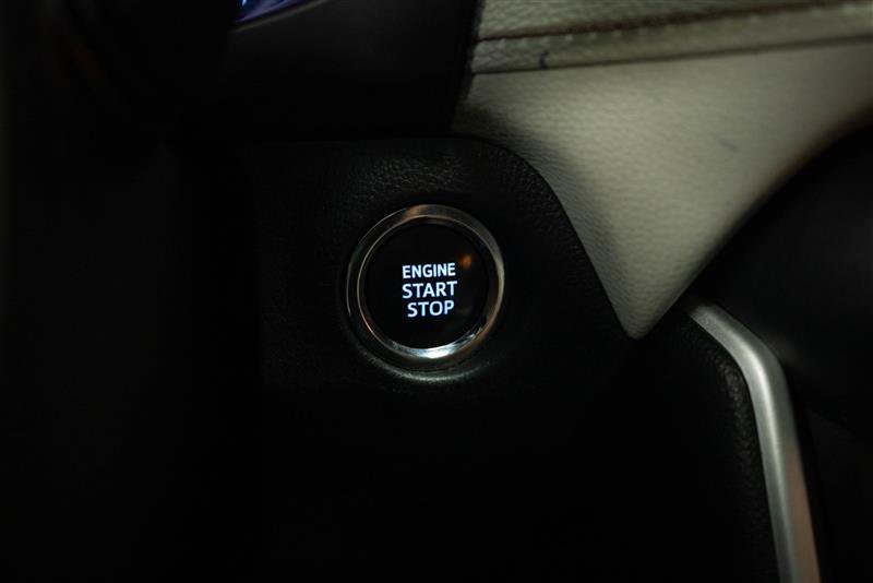 Used 2022 Toyota RAV4 XLE FWD image 25