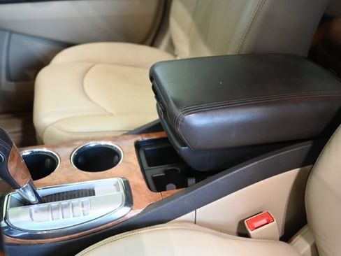 Used 2012 Buick Enclave Leather AWD/4WD image 20