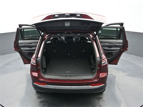 Used 2024 Jeep Grand Cherokee Limited w/ Trailer Tow Package image 26