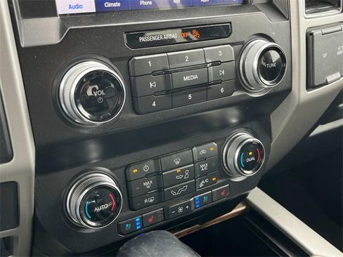 Used 2020 Ford F150 Lariat w/ Equipment Group 502A Luxury image 20