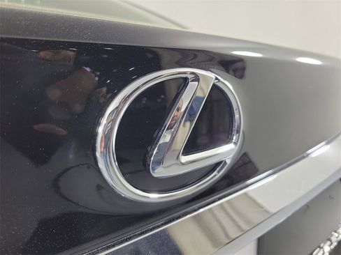 Used 2018 Lexus ES 350 w/ Luxury Package w/Wood Trim image 6