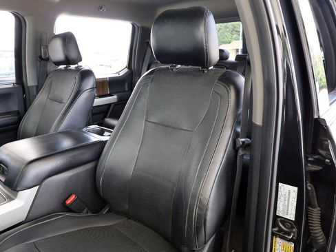 Used 2015 Ford F150 Lariat RWD image 20
