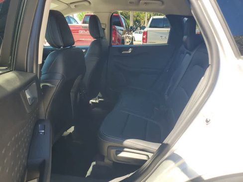 Used 2020 Ford Escape SEL image 10