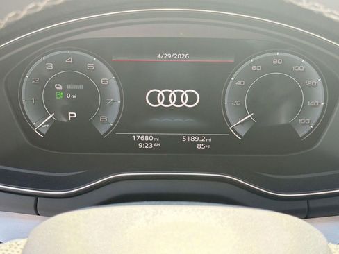 Used 2023 Audi Q5 e Premium Plus w/ Premium Plus Package AWD/4WD image 19