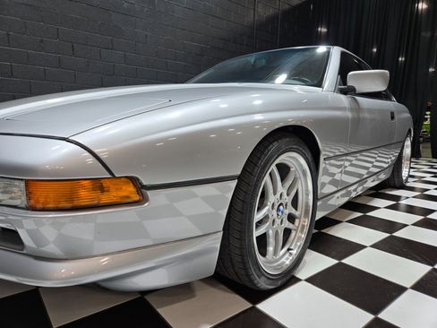 Used 1991 BMW 850i image 19