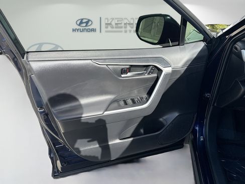 Used 2024 Toyota RAV4 Limited image 18
