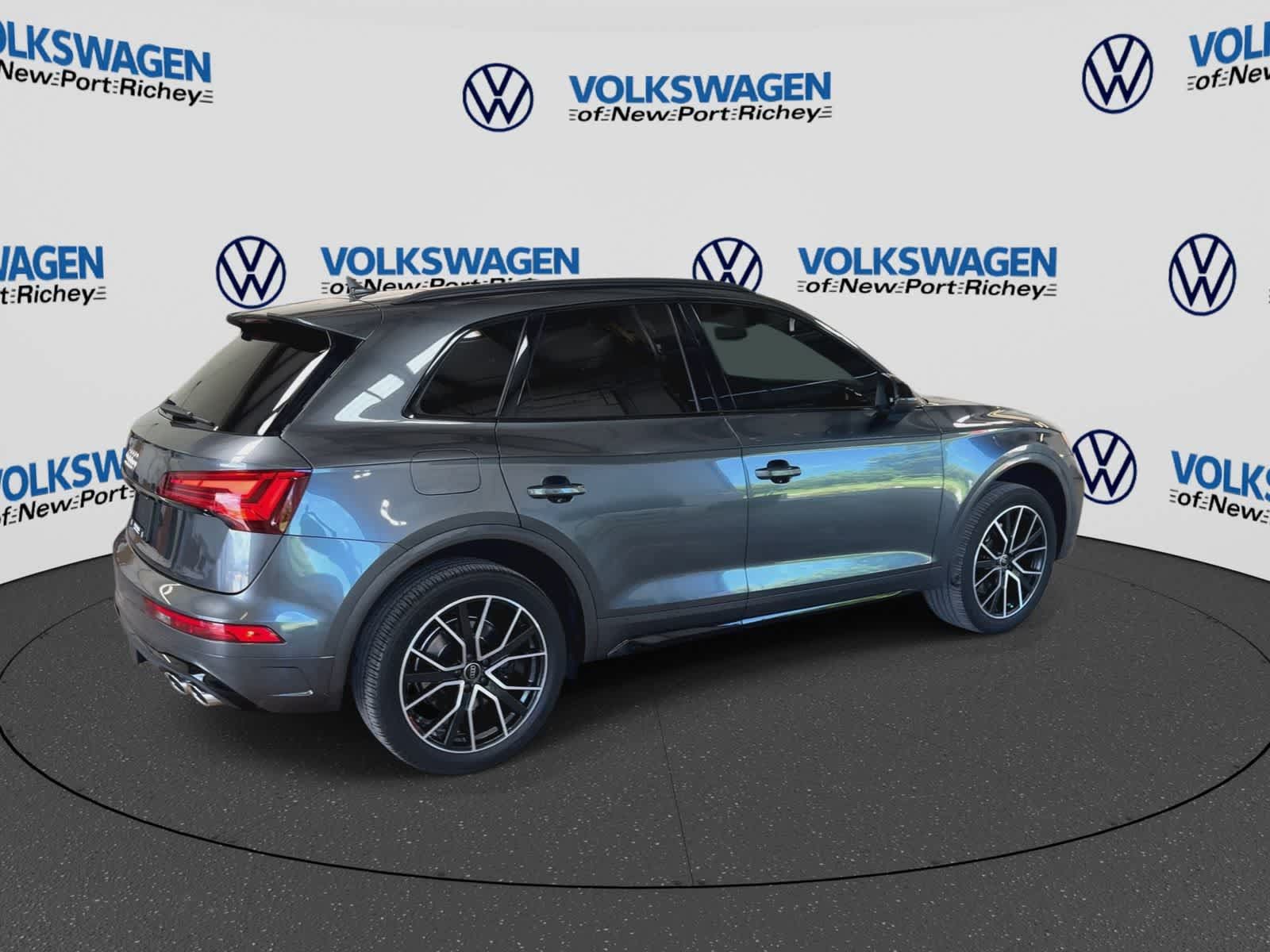 Used 2023 Audi SQ5 Premium Plus w/ Premium Plus Package AWD/4WD image 8