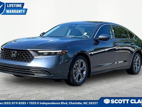 Used 2024 Honda Accord EX image 3