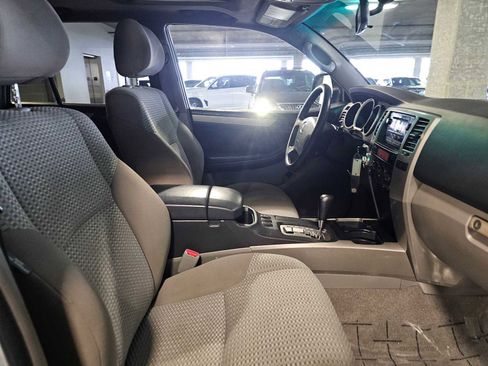 Used 2007 Toyota 4Runner SR5 image 30