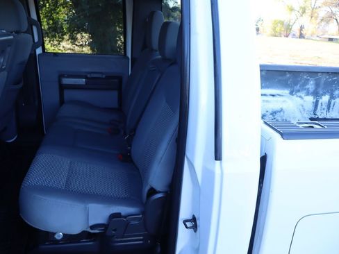 Used 2015 Ford F250 XLT w/ FX4 Off-Road Package image 20