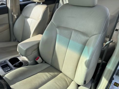 Used 2013 Subaru Outback 2.5i Limited w/ Moonroof Pkg image 17