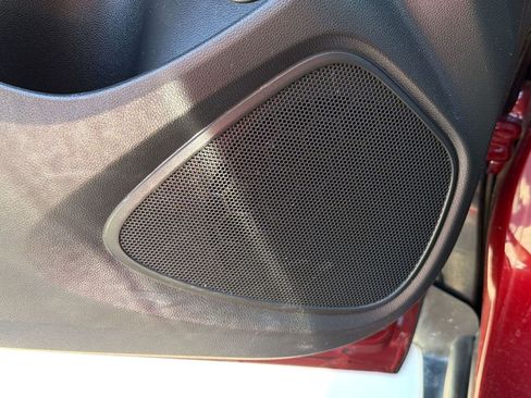 Used 2023 Buick Encore GX Select FWD image 23