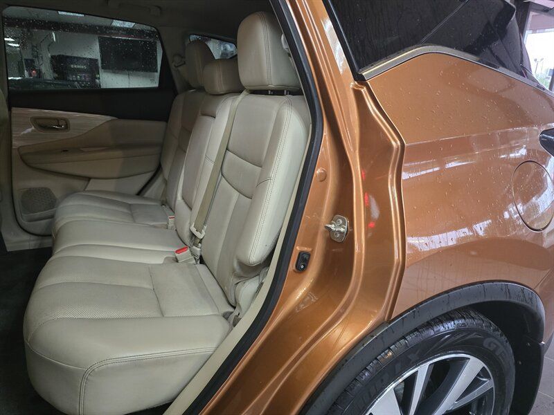 Used 2017 Nissan Murano SV AWD/4WD image 11