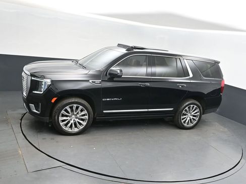 Used 2021 GMC Yukon Denali w/ Denali Premium Package image 37
