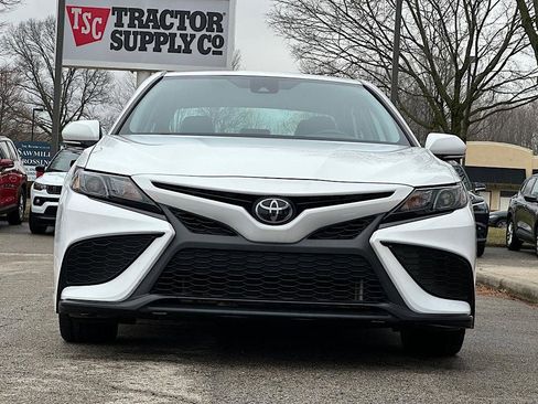 Certified 2023 Toyota Camry SE image 8