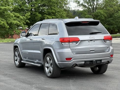 Used 2014 Jeep Grand Cherokee Overland w/ Advanced Technology Group AWD/4WD image 8