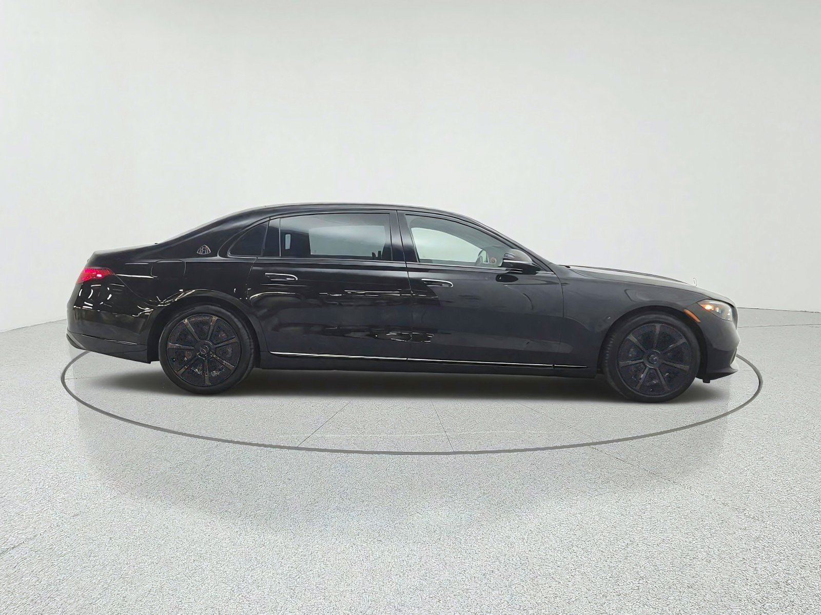 Certified 2025 Mercedes-Benz Maybach S 580 4MATIC image 4