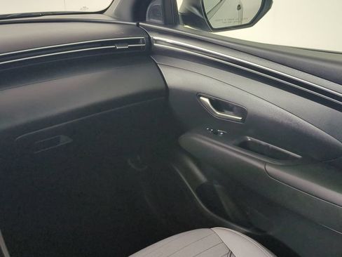 Used 2024 Hyundai Santa Cruz SE FWD image 18