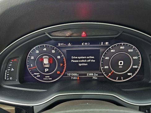 Used 2018 Audi Q7 3.0T Prestige AWD/4WD image 33